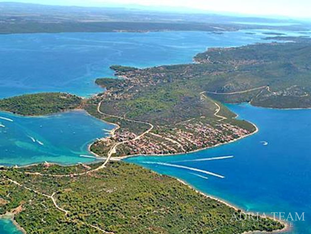 POLJOPRIVREDNO ZEMLJIŠTE 80 m OD MORA - NEVIĐANE, PAŠMAN