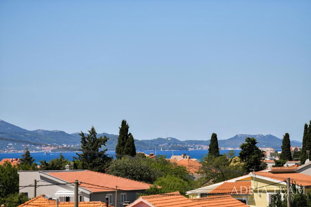 HOTELSKI KOMPLEKS S RESTORANOM I UHODANIM POSLOM U TURIZMU, SUKOŠAN - ZADAR