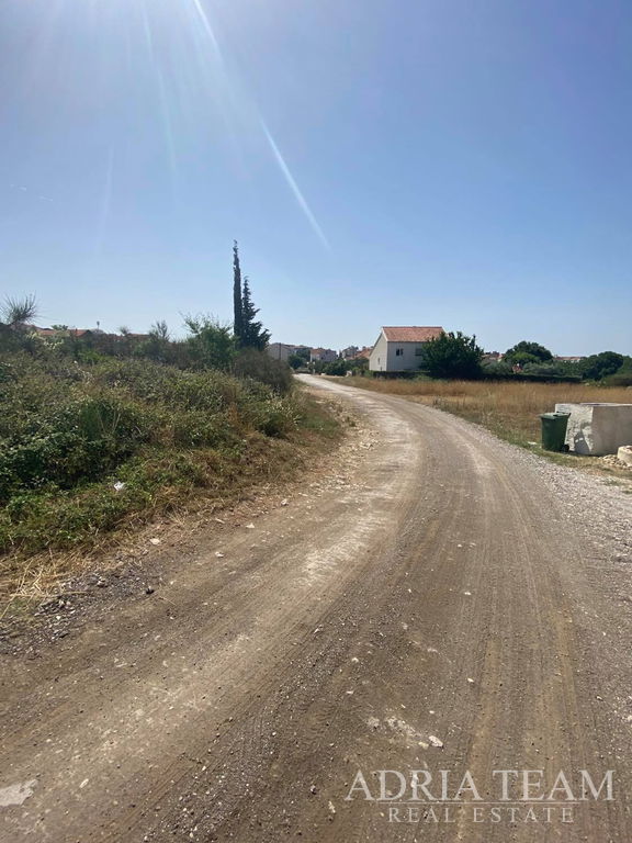 GRAĐEVINSKO ZEMLJIŠTE - STAMBENA NAMJENA - ZADAR - PLOVANIJA