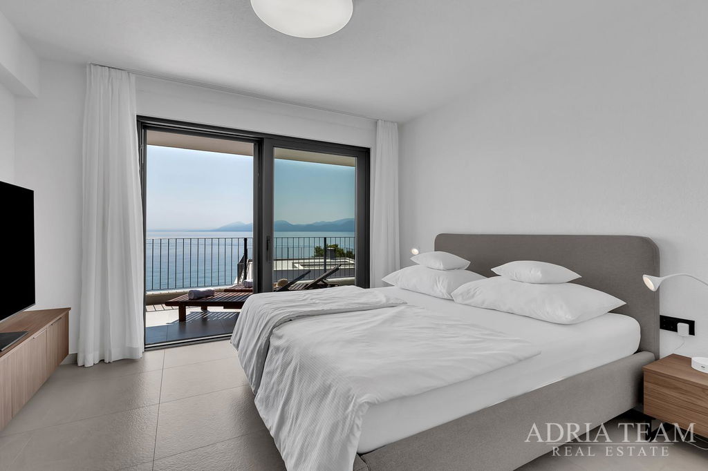 APARTMAN, 10m OD MORA - SUĆURAJ, HVAR