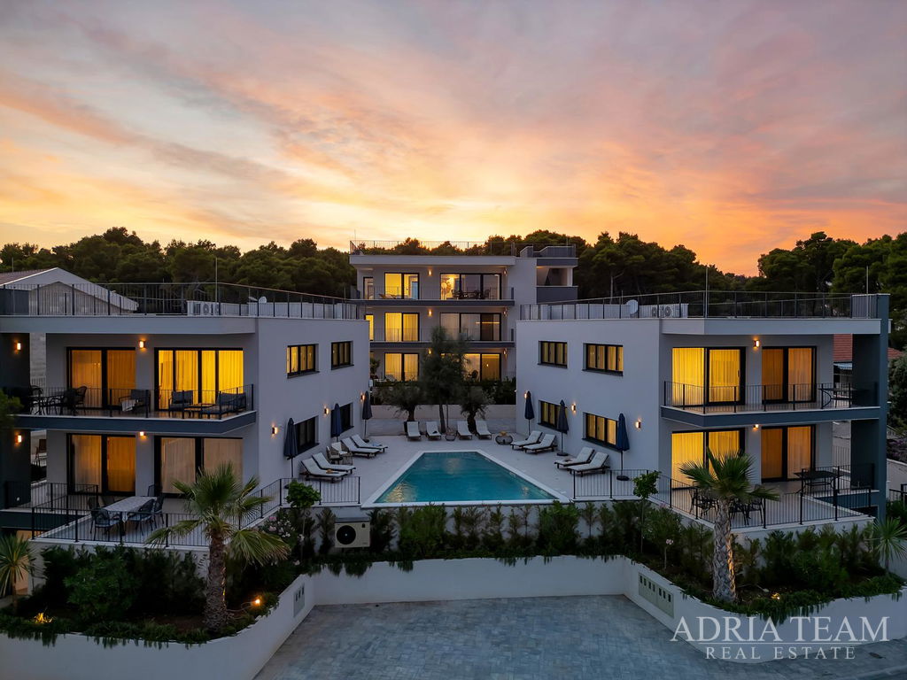 APARTMAN, 10m OD MORA - SUĆURAJ, HVAR