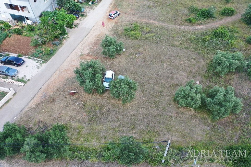 GRAĐEVINSKO ZEMLJIŠTE S POGLEDOM NA MORE, 200 m OD MORA - MRLJANE, PAŠMAN