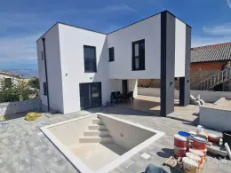 VILA S BAZENOM, MIRNA I TIHA POZICIJA  - VIR nekretnina za prodaju