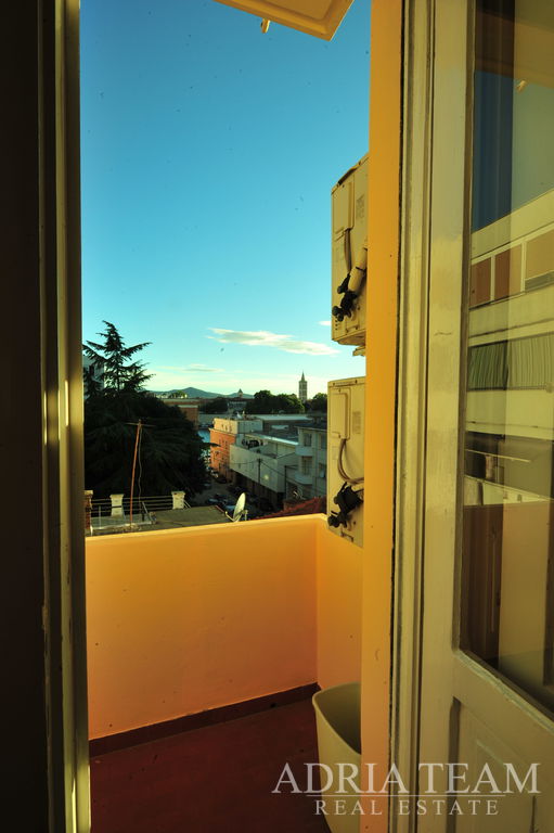 APARTMAN U NEPOSREDNOJ BLIZINI MOSTA I STARE GRADSKE JEZGRE - BRANIMIR, ZADAR