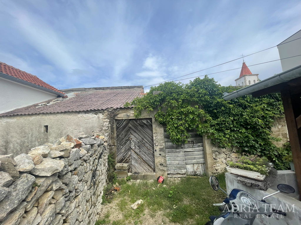 KUĆA ZA REKONSTRUKCIJU, IDEJNI PROJEKT - VRSI, ZADAR