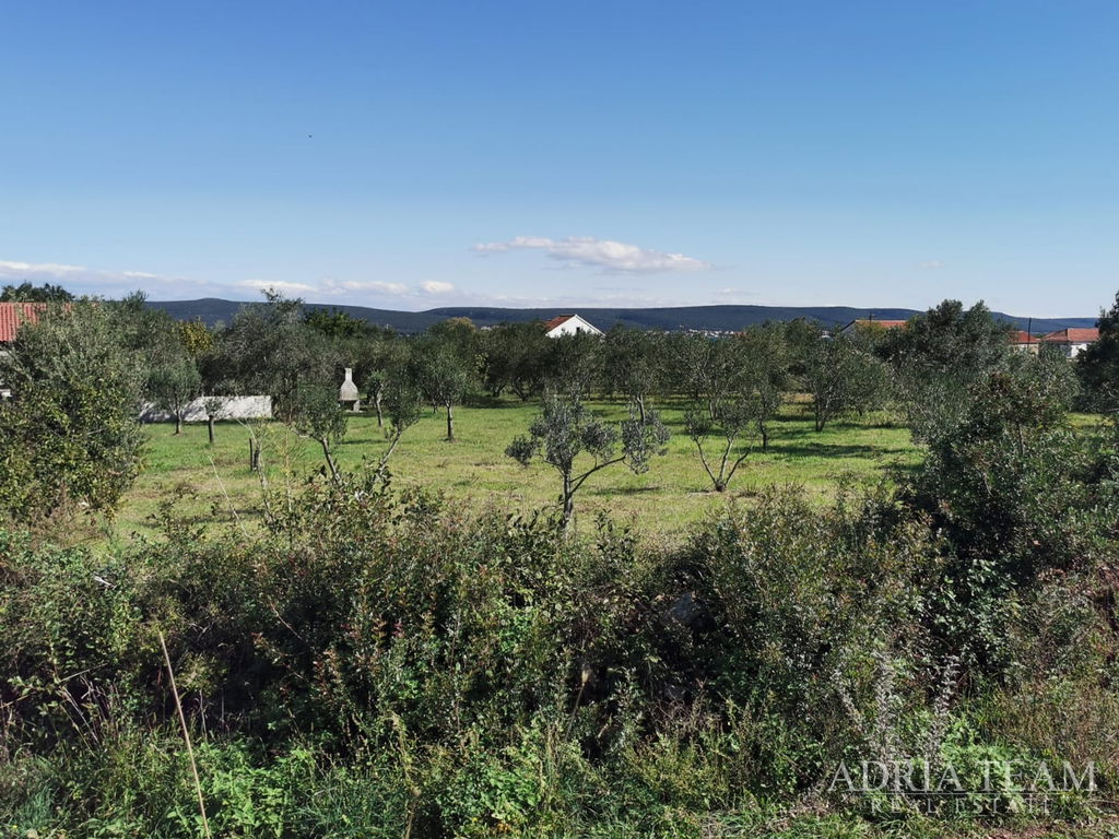 GRAĐEVINSKO ZEMLJIŠTE, PRAVILNOG OBLIKA, 250m OD MORA, PAŠMAN - DOBROPOLJANA