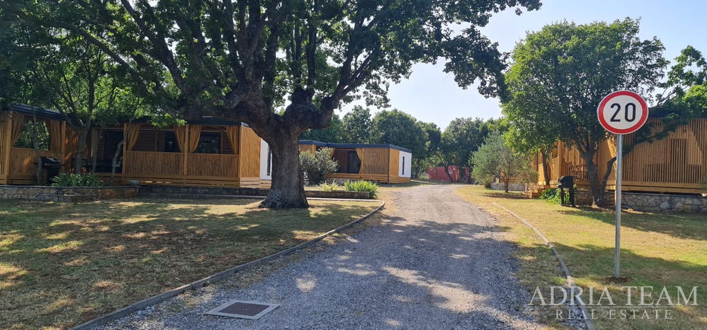 MOBILNA KUĆICA, MODEL VEEZIA, IZVRSNA LOKACIJA - KRUŠEVO