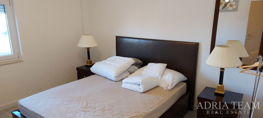 DVA SPOJENA APARTMANA S POGLEDOM NA MORE - OKRUG GORNJI, ČIOVO