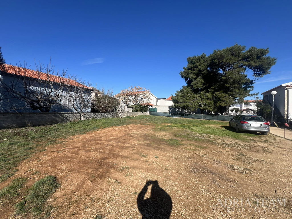 NEIZGRAĐENI DIO GRAĐEVINSKOG ZEMLJIŠTA - VIR