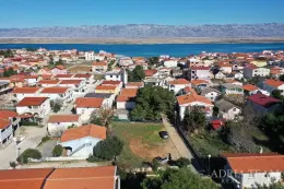 NEIZGRAĐENI DIO GRAĐEVINSKOG ZEMLJIŠTA - VIR nekretnina za prodaju