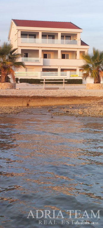 APARTMAN, PRVI RED DO MORA -  VIR, ZADAR