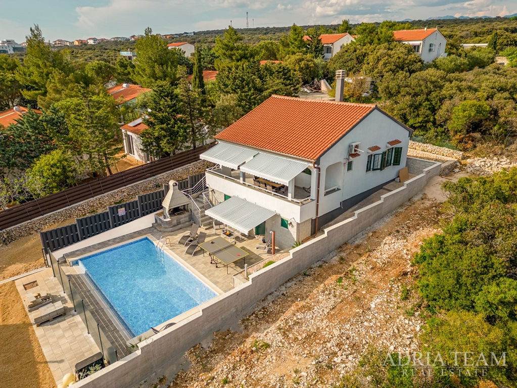 KUĆA + 2 MOBILNE KUĆICE, PRVI RED DO MORA - MANDRE, PAG