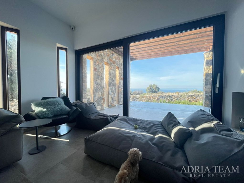 VILA S BAZENOM, NOVOGRADNJA - LUN, PAG