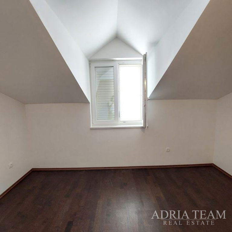 APARTMAN U NOVOGRADNJI S POGLEDOM NA MORE - BIOGRAD NA MORU