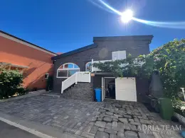 KUĆA S POGLEDOM NA MORE - VIR nekretnina za prodaju