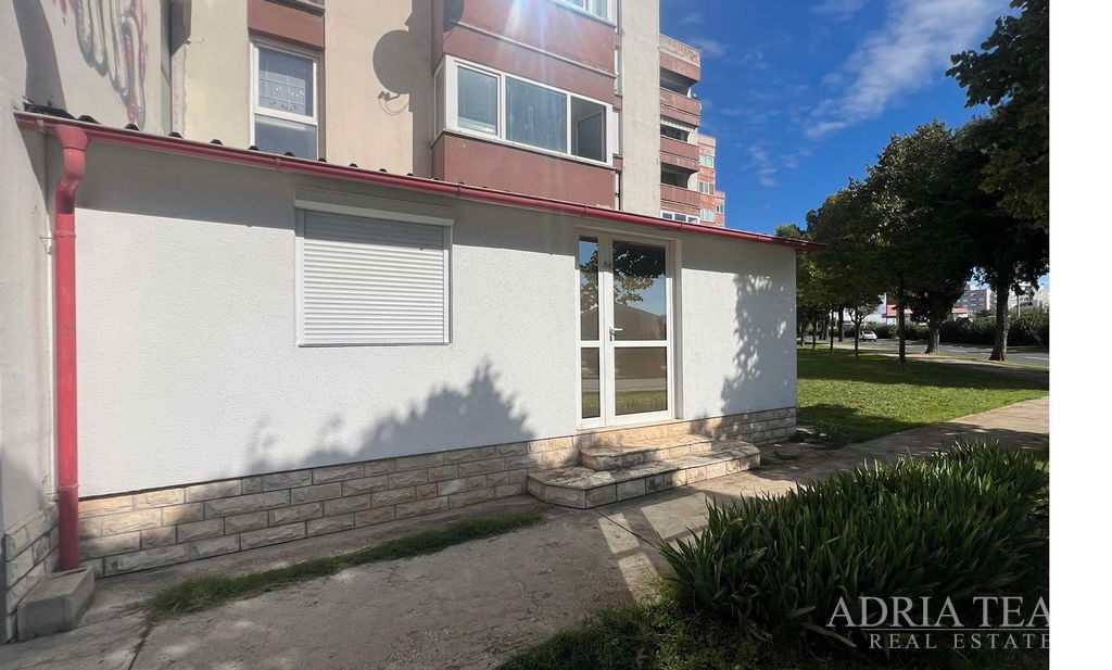 STAMBENI PROSTOR -  ZADAR