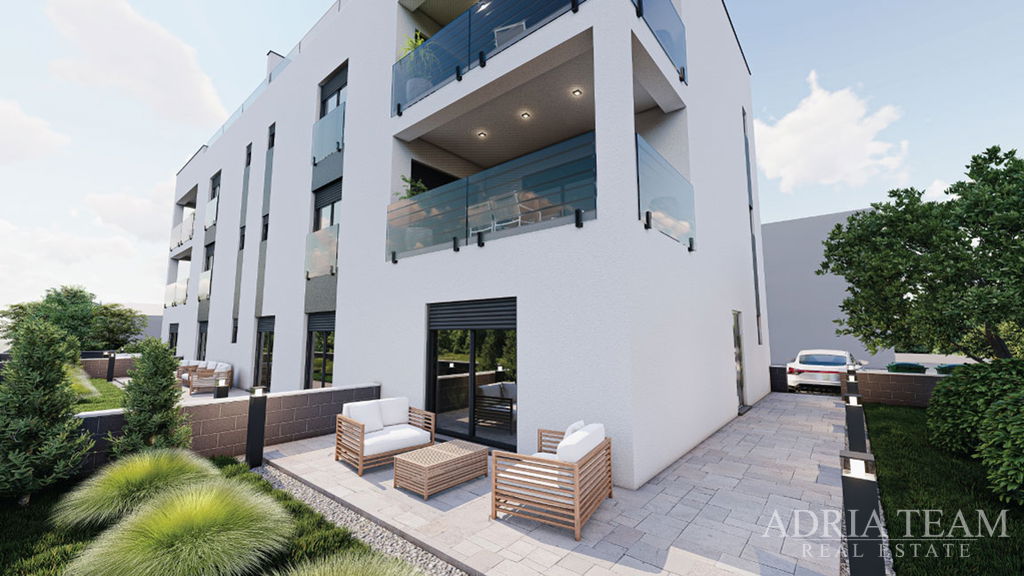 PENTHOUSE S KROVNOM TERASOM I POGLEDOM NA MORE - SABUNIKE, ZADAR