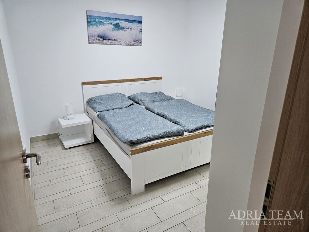 APARTMAN S PREKRASNIM POGLEDOM NA MORE, 15 m OD MORA - RTINA, BENIĆI