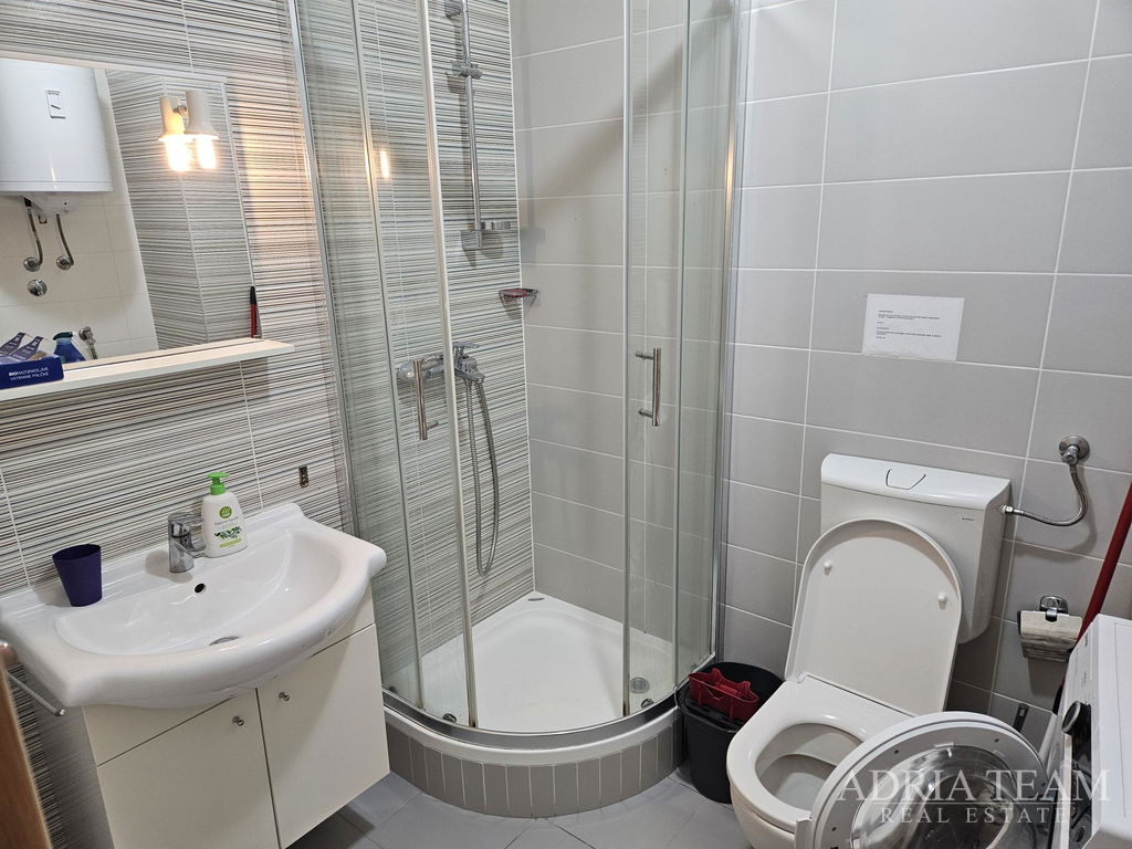 APARTMAN S PREKRASNIM POGLEDOM NA MORE, 15 m OD MORA - RTINA, BENIĆI