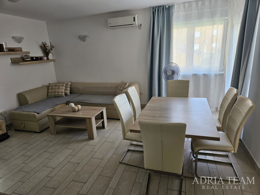 APARTMAN S PREKRASNIM POGLEDOM NA MORE, 15 m OD MORA - RTINA, BENIĆI