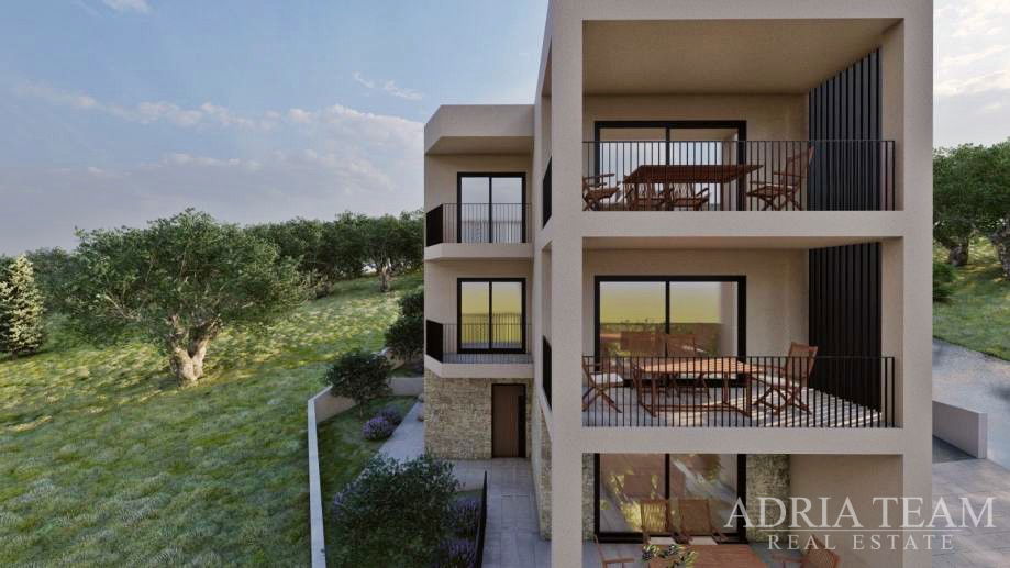 Luksuzni stan s pogledom na more i otoke