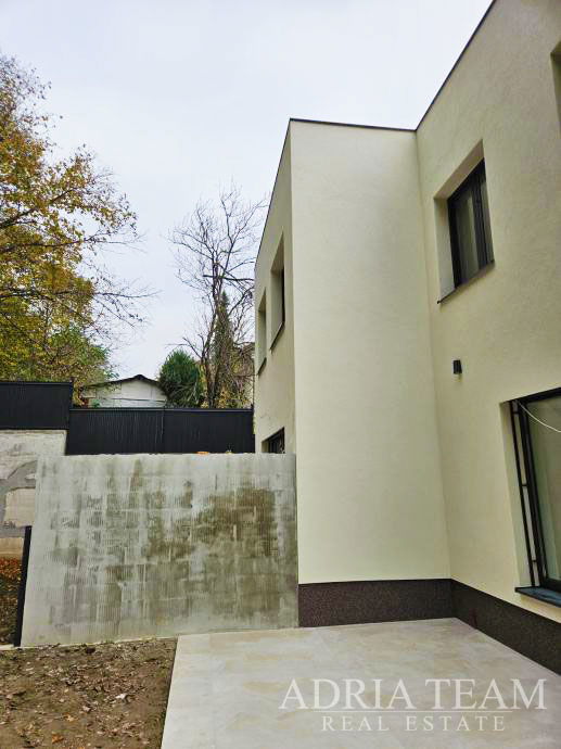 LUKSUZNI 3-SOBNI STAN - GRAČANI, PODSLJEME, ZAGREB