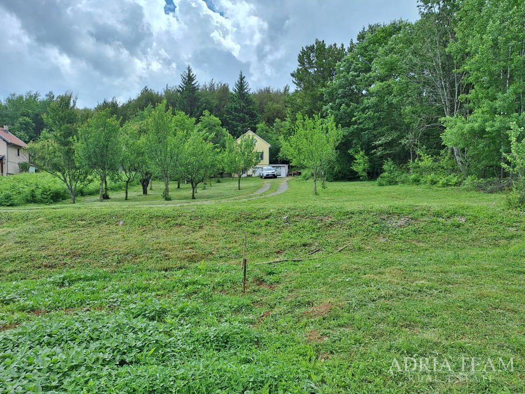 KUĆA ZA ODMOR U PARKU VELEBIT – ŠTIKADA (3 KM OD GRAČACA)