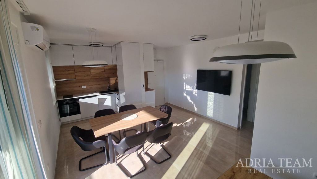 DVOSOBNI APARTMAN U BLIZINI KAMPA FALKENSTEINER - ZADAR, BORIK