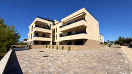 PENTHOUSE – KROVNA TERASA – NOVOGRADNJA – PRIVLAKA nekretnina za prodaju