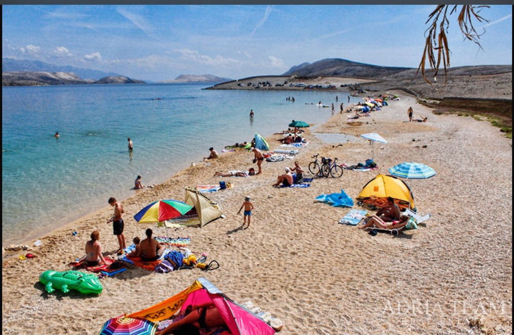 GRAĐEVINSKA PARCELA C. - BLIZU PLAŽE ZRĆE - ZONA T3 - PAG, KOLAN