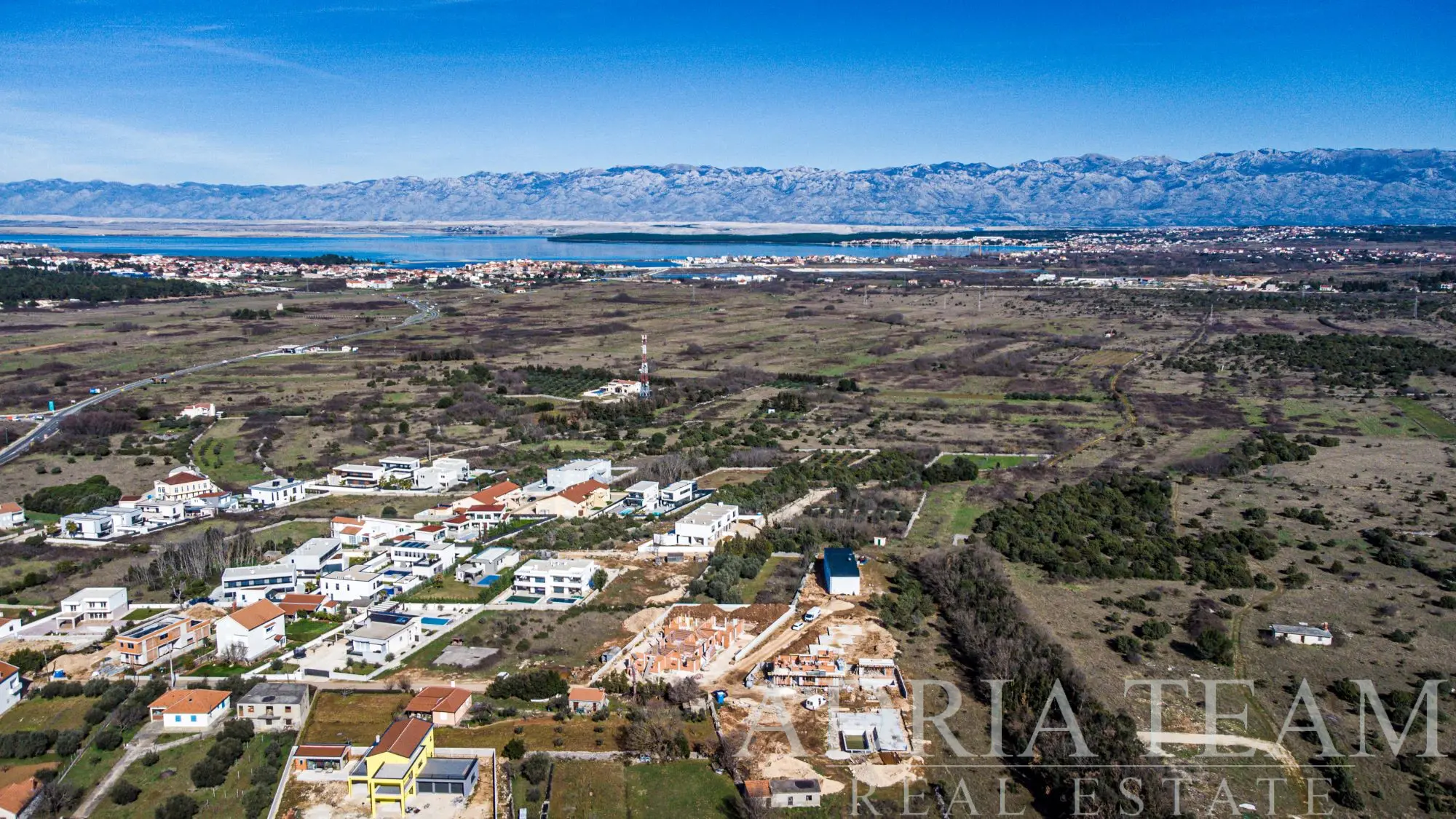 KUĆA U NIZU, NOVOGRADNJA - ZATON, NIN