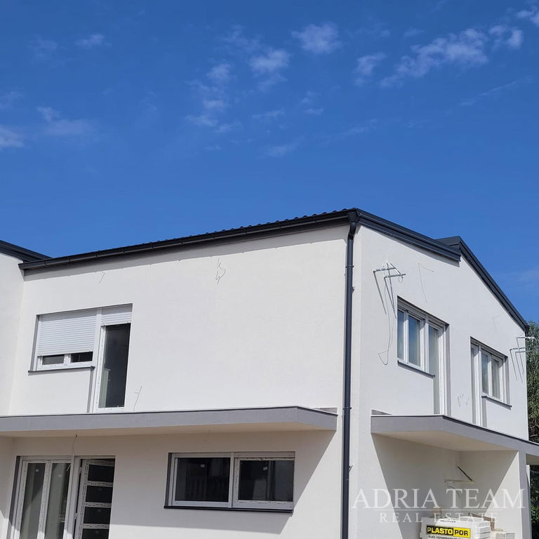 APARTMAN S VRTOM, MIRNA I TIHA POZICIJA - POSEDARJE, ZADAR