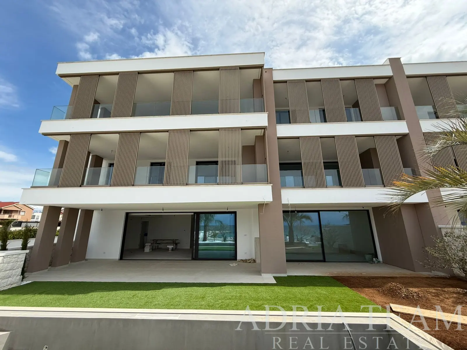 APARTMAN 1 – PRVI RED DO MORA – ZATON, ZADAR