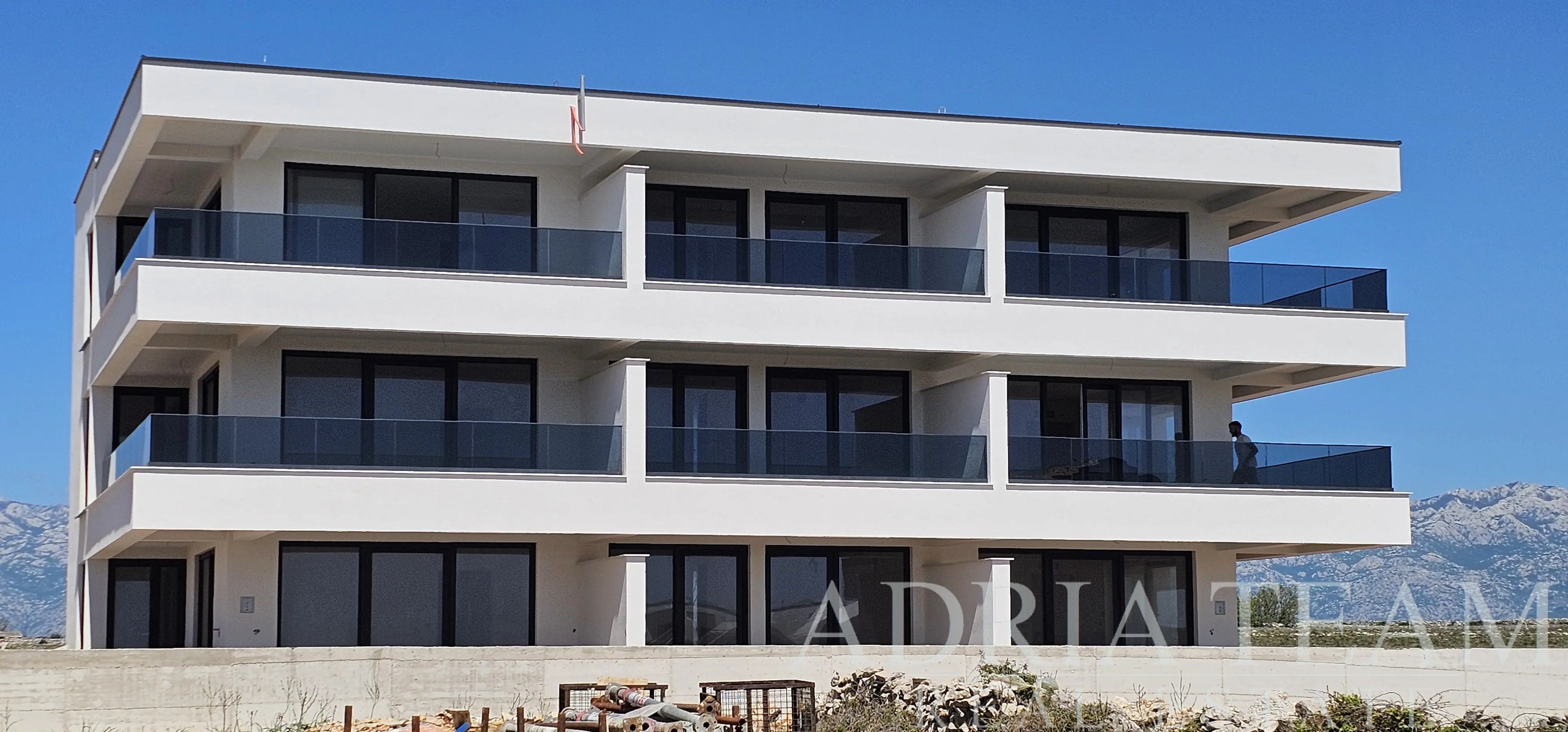 Dvosoban Apartman U Novogradnji S Velikim Balkonom – Povljana, Otok Pag