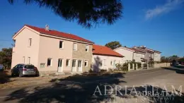 JEDNOSOBNI APARTMAN 62 m² – BARBAT, OTOK RAB nekretnina za prodaju