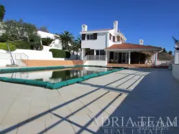 LUKSUZNA VILA S BAZENOM – RAŽANAC nekretnina za prodaju