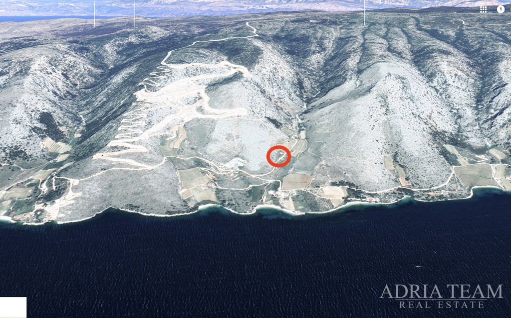 POLJOPRIVREDNO ZEMLJIŠTE  – OTOK BRAČ