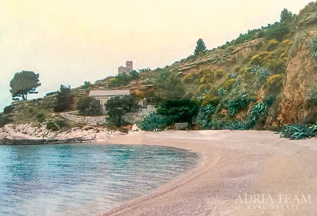 POLJOPRIVREDNO ZEMLJIŠTE  – OTOK BRAČ