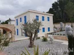 LUKSUZNA KAMENA VILA S BAZENOM – PAŠMAN nekretnina za prodaju