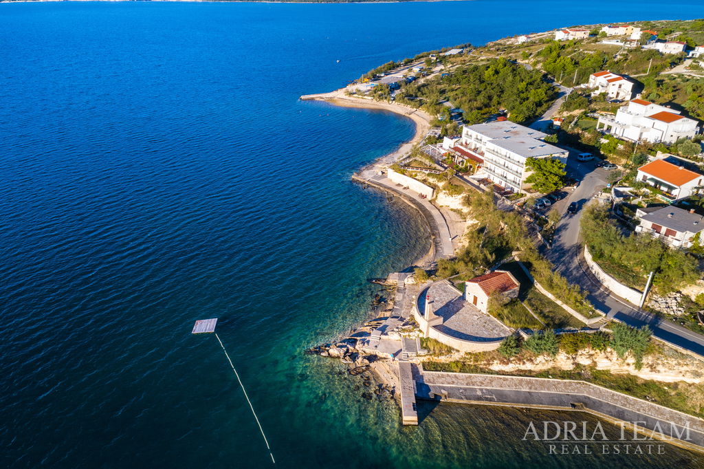 HOTELSKI PROJEKT S GRAĐEVINSKOM DOZVOLOM – NOVIGRAD