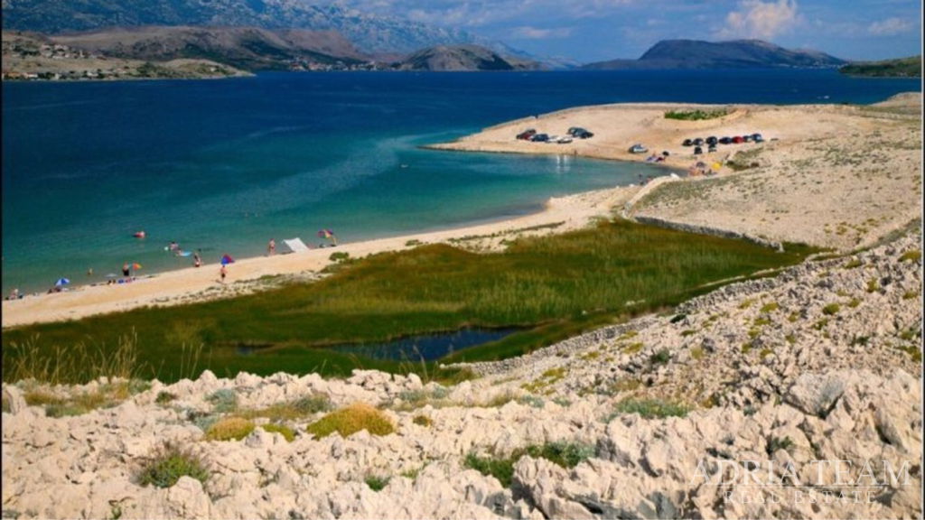 GRAĐEVINSKA PARCELA B.+C.+D.+E. - BLIZU PLAŽE ZRĆE - ZONA T3 - PAG, KOLAN