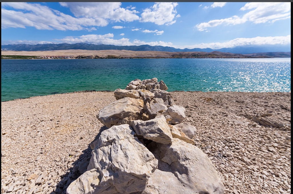 GRAĐEVINSKA PARCELA B.+C.+D.+E. - BLIZU PLAŽE ZRĆE - ZONA T3 - PAG, KOLAN